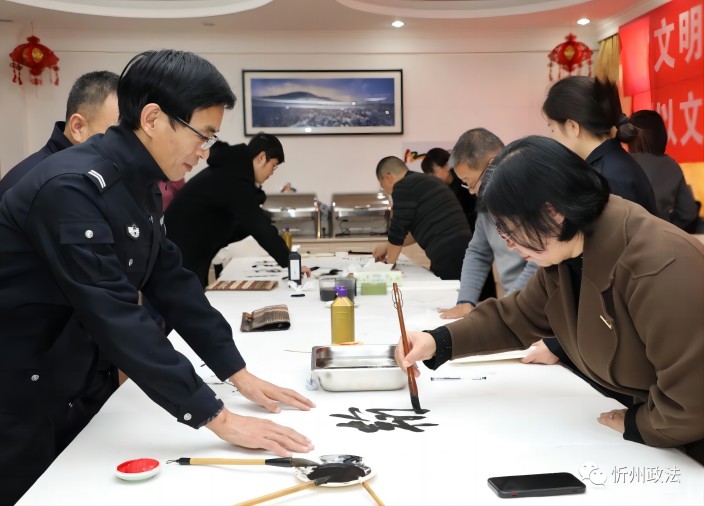 1701395711995712.jpg 微信820231130212635.jpg