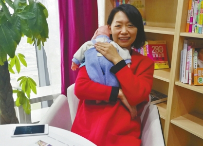 80后大学老师“炼”成月嫂 身价3万
