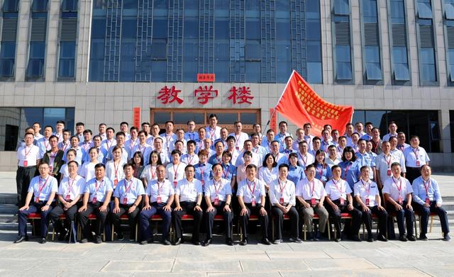 忻州市政法干部坚持和完善中国特色社会主义司法制度全面提升政法工作现代化水平专题培训班开班