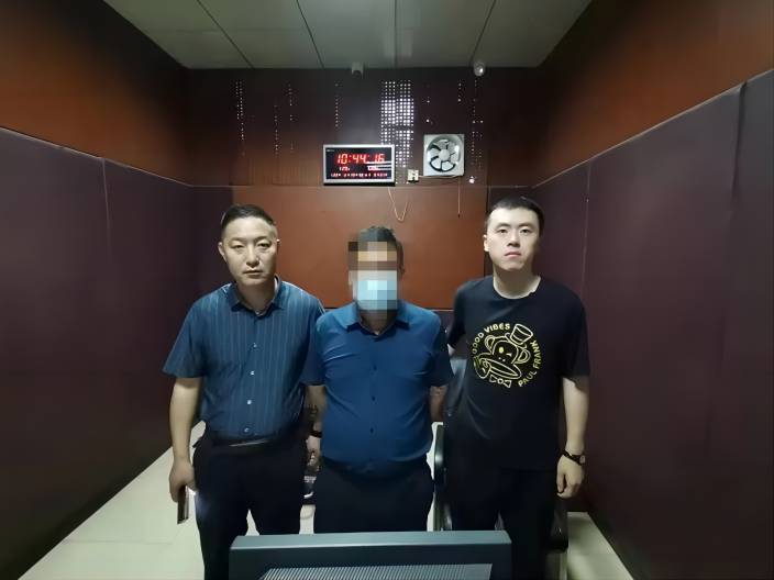 1682212440536993.jpg 2.jpg