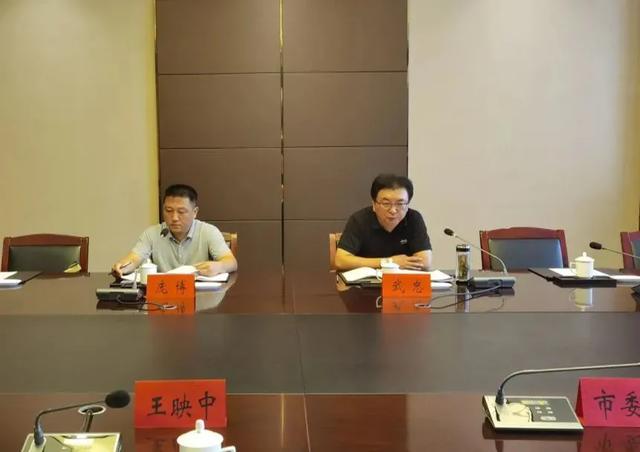 山西省省委依法治省调研组在忻州市就《关于推行党政主要负责人年终述法制度的意见》进行专题研讨