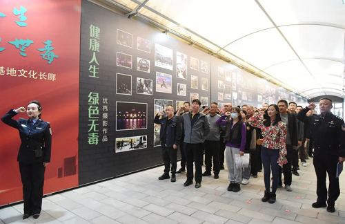 1713426872504375.png 2.png