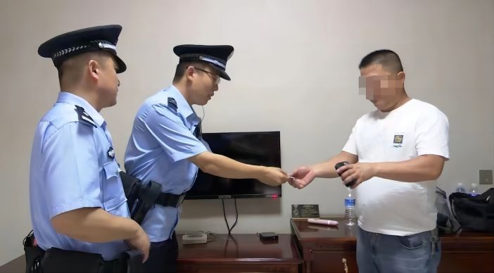 1691630252496199.jpg 2.jpg