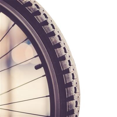 初中生盗共享单车送同学当礼物 父亲无奈报警求助