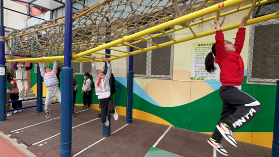 孩子从。校方供图