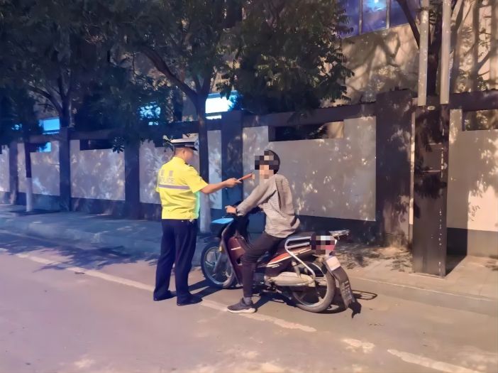 1688002794635493.jpg 3.jpg