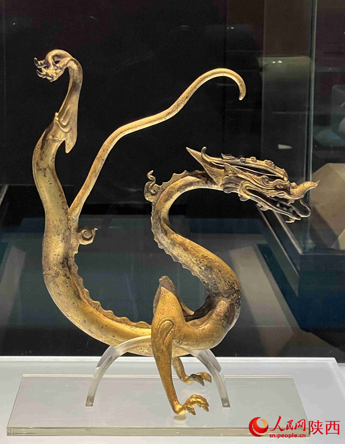 唐代·鎏金铁芯铜龙。人民网记者 邓楠摄