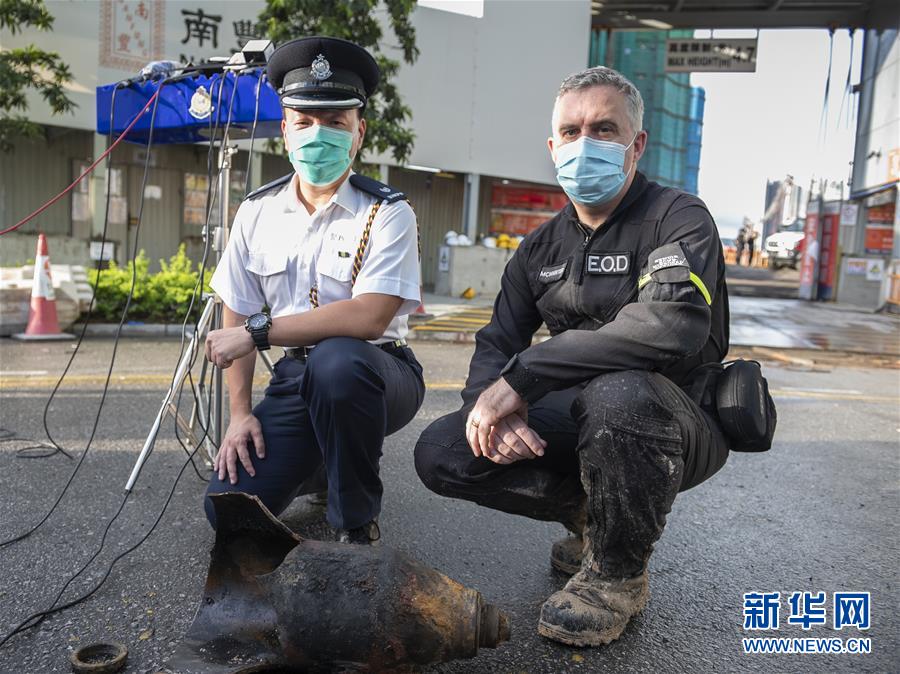 （港澳台&middot;香港故事&middot;图文互动）（3）用手触摸二战炸弹的人——访香港警方拆弹专家