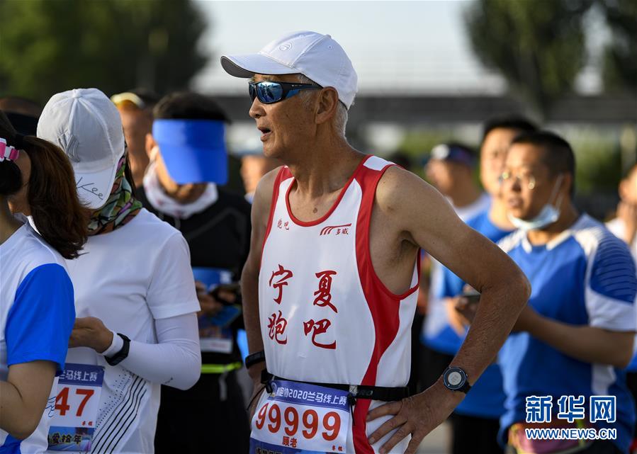 （体育&middot;专题）（20）全民健身——健身“大咖”：年过古稀 步履不停